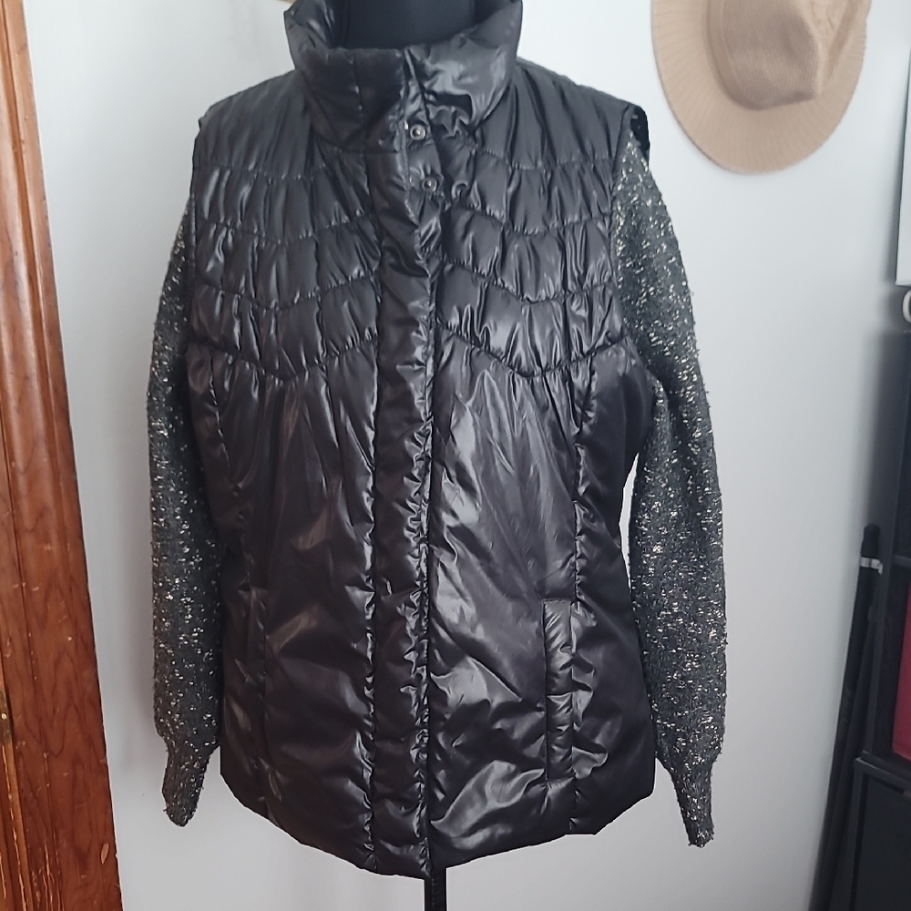Izod Women's Black Puffer Vest